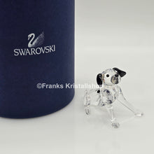 Lade das Bild in den Galerie-Viewer, SWAROVSKI Dalmatiner Welpe sitzend 628909
