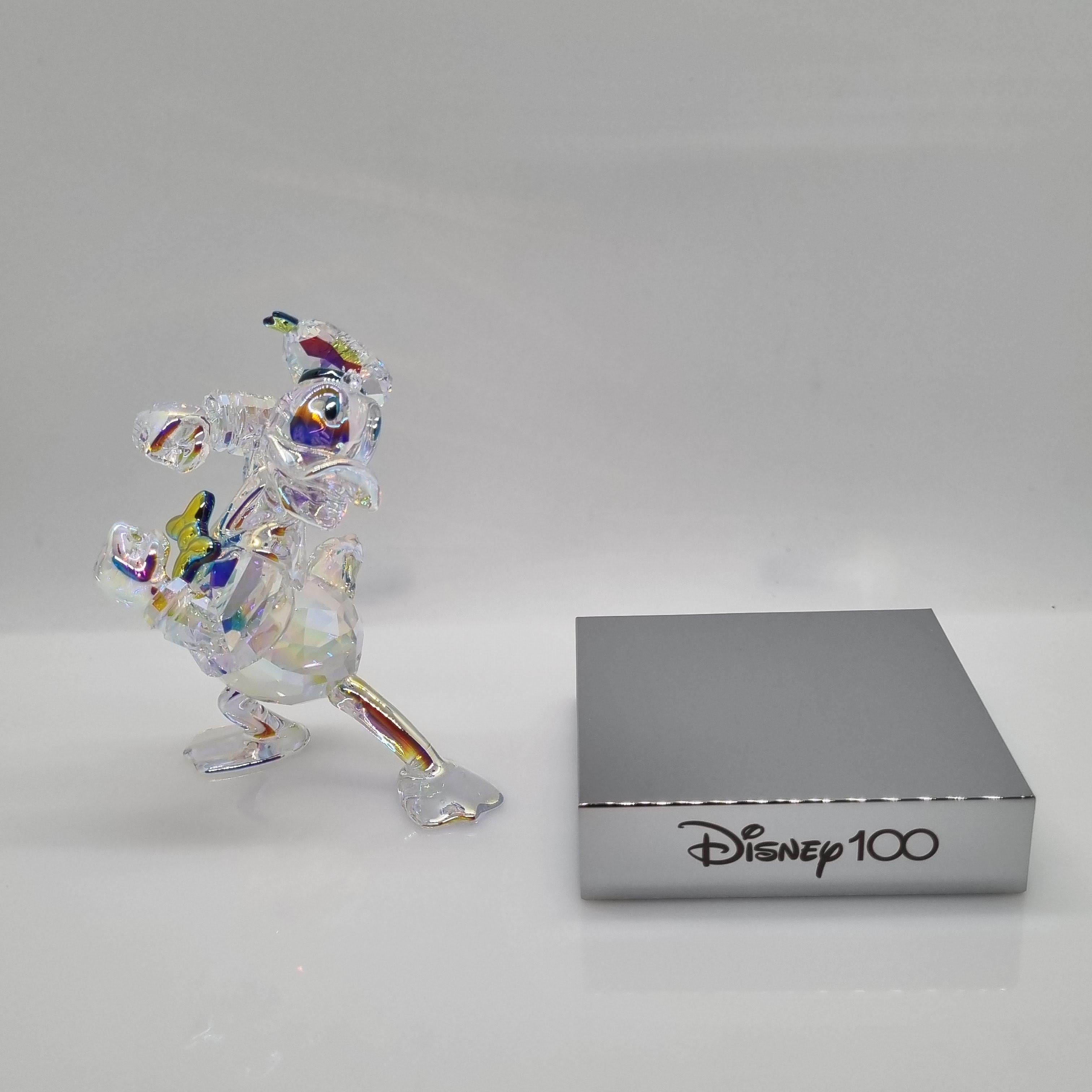 SWAROVSKI Disney Donald Duck 100 Jahre 5658474