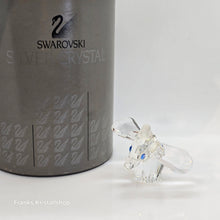 Lade das Bild in den Galerie-Viewer, SWAROVSKI Disney Dumbo Elefant 7640NR100001
