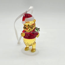 Lade das Bild in den Galerie-Viewer, SWAROVSKI Disney Winnie Puuh Weihnachts Ornament 5030561 AV
