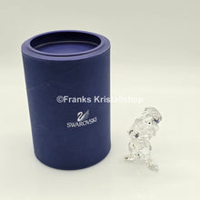 Lade das Bild in den Galerie-Viewer, SWAROVSKI Disney Zwerg Brummbär Grumpy 1003380 oE
