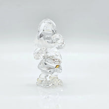 Lade das Bild in den Galerie-Viewer, SWAROVSKI Disney Zwerg Hatschi 1011835
