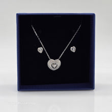 Lade das Bild in den Galerie-Viewer, SWAROVSKI Enjoy Schmuckset Kette und Ohrringe, Rhodiniert 5188277
