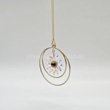 Lade das Bild in den Galerie-Viewer, SWAROVSKI Garden Tales Margerite Ornament 5619220
