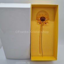 Lade das Bild in den Galerie-Viewer, SWAROVSKI Blumenträume Garden Tales Sonnenblume 5646017
