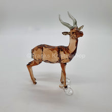 Lade das Bild in den Galerie-Viewer, SWAROVSKI SCS Jahresfigur Gazelle 2018 5301551
