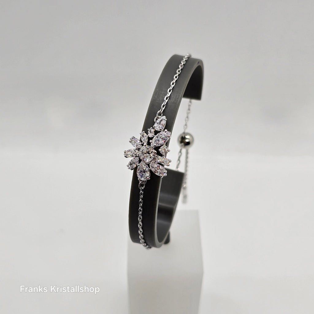 SWAROVSKI Gema Armband Blume, Weiß, Rhodiniert 5644684