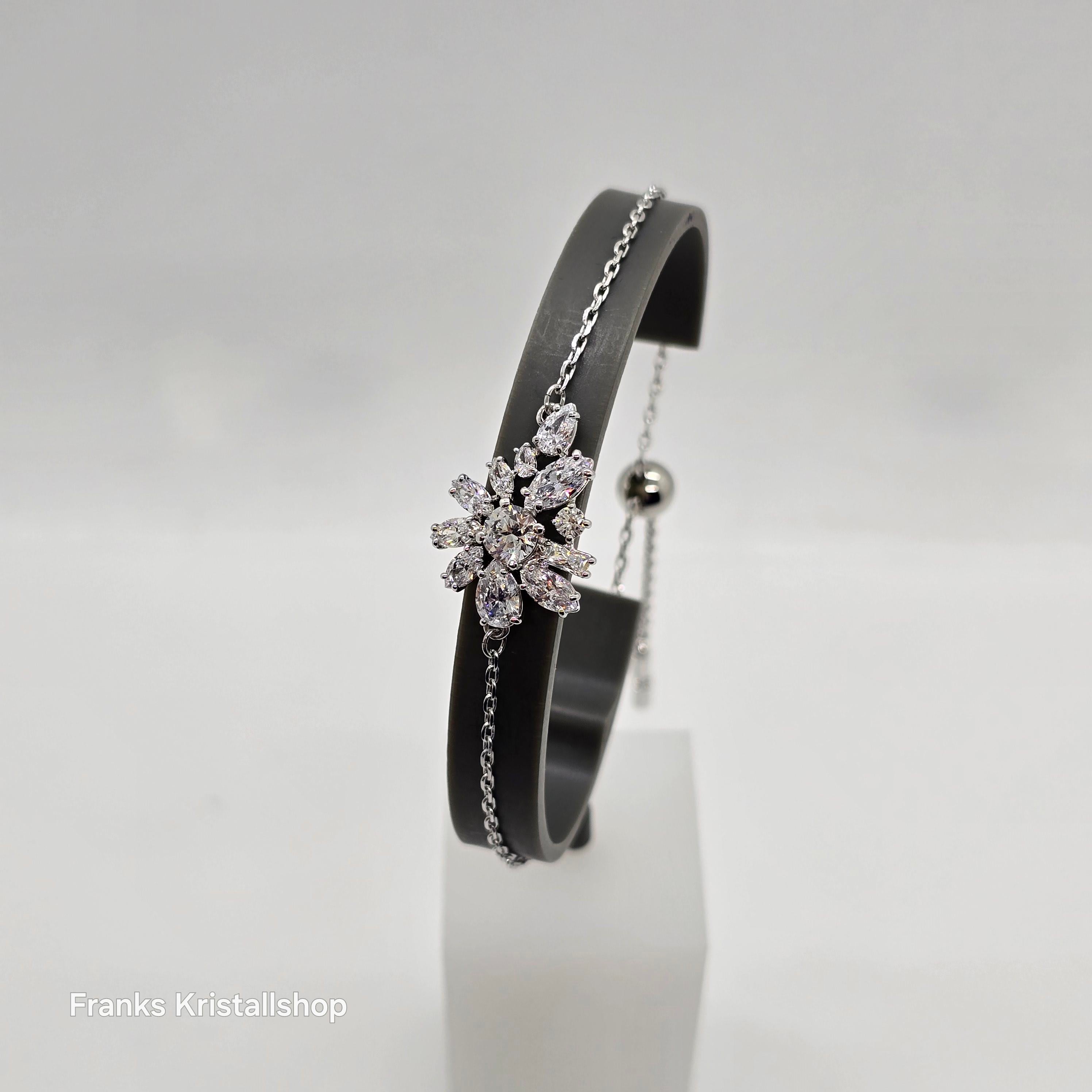 SWAROVSKI Gema Armband Blume, Weiß, Rhodiniert 5644684