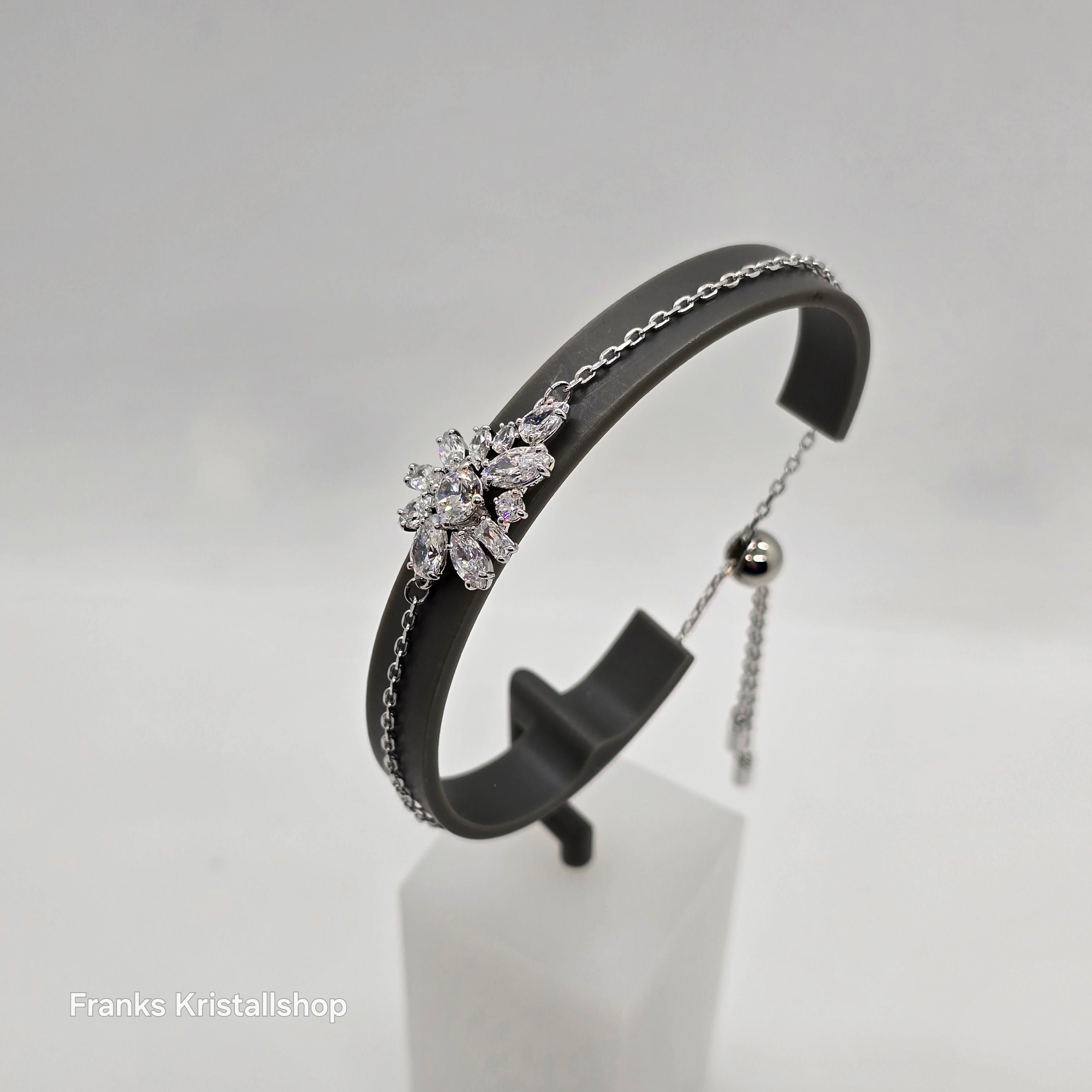 SWAROVSKI Gema Armband Blume, Weiß, Rhodiniert 5644684