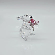 Lade das Bild in den Galerie-Viewer, SWAROVSKI Hase mit Tulpen 1177251
