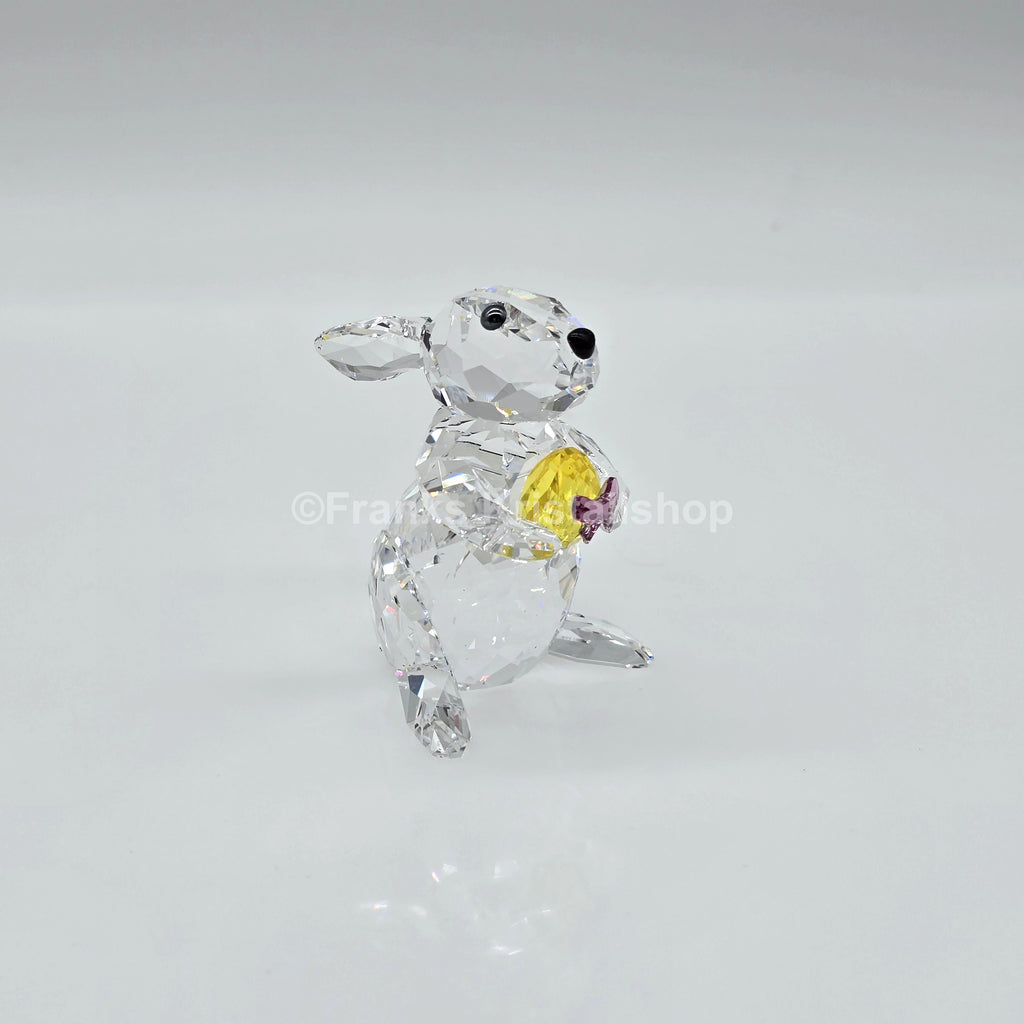 SWAROVSKI Hase mit gelbem Osterei 5274174