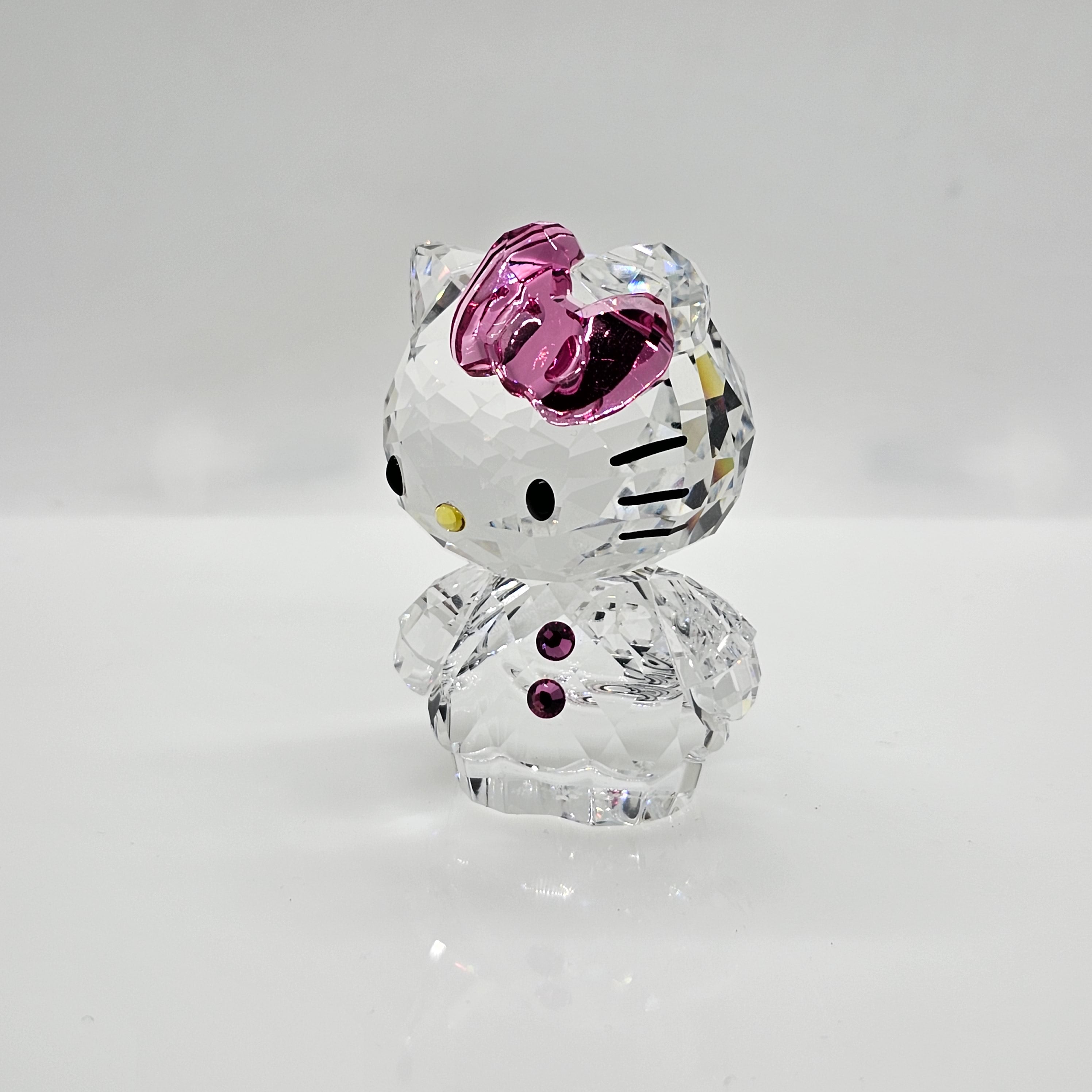 SWAROVSKI Hello Kitty mit Rosa Schleife 1096877