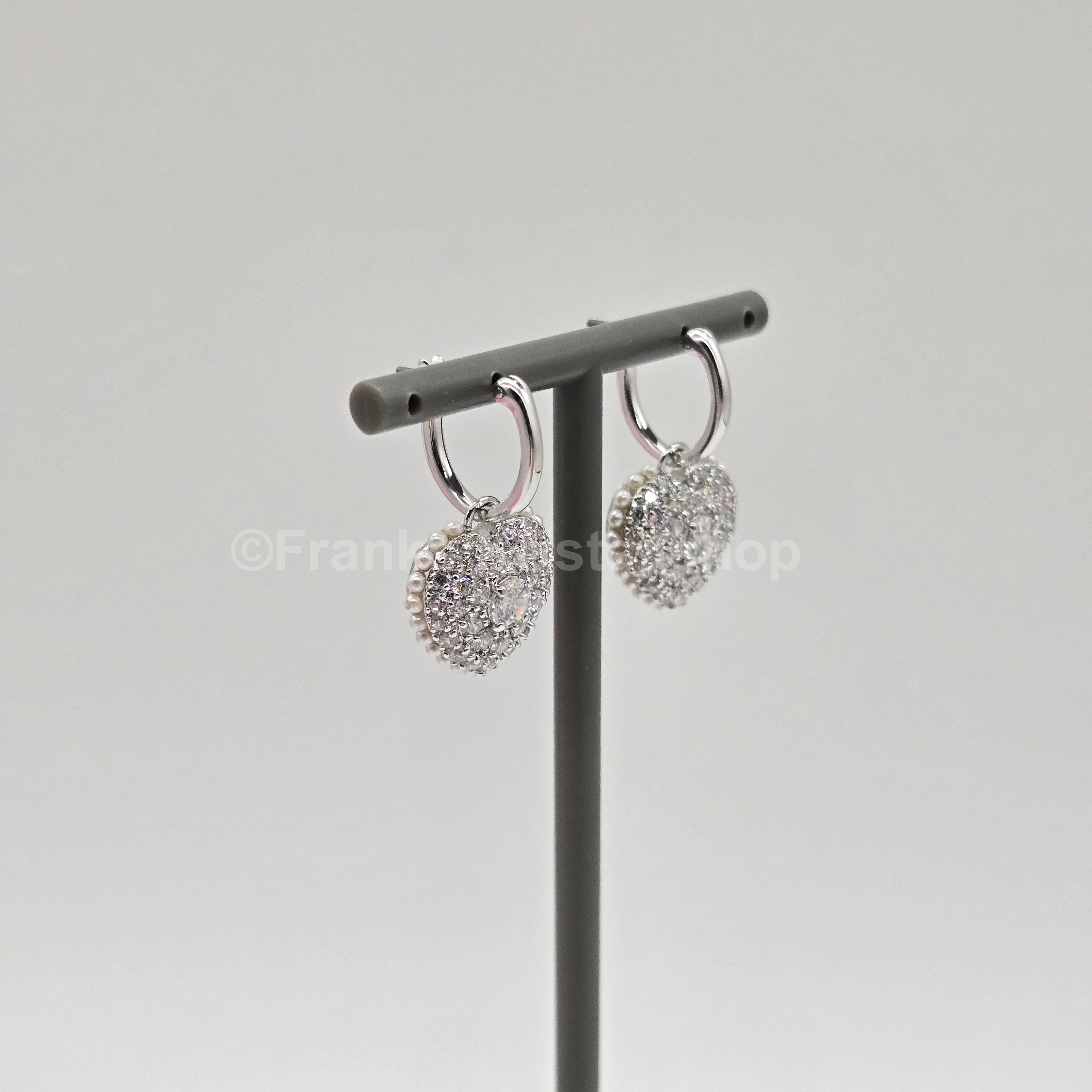 SWAROVSKI Herz Ohrringe Hyperbola Drop-Ohrhänger, Weiß, Rhodiniert 5684384