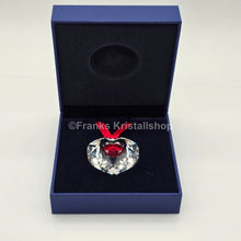 Lade das Bild in den Galerie-Viewer, SWAROVSKI Herz Jahresherz 2004 Ornament 629510 Rotes Band
