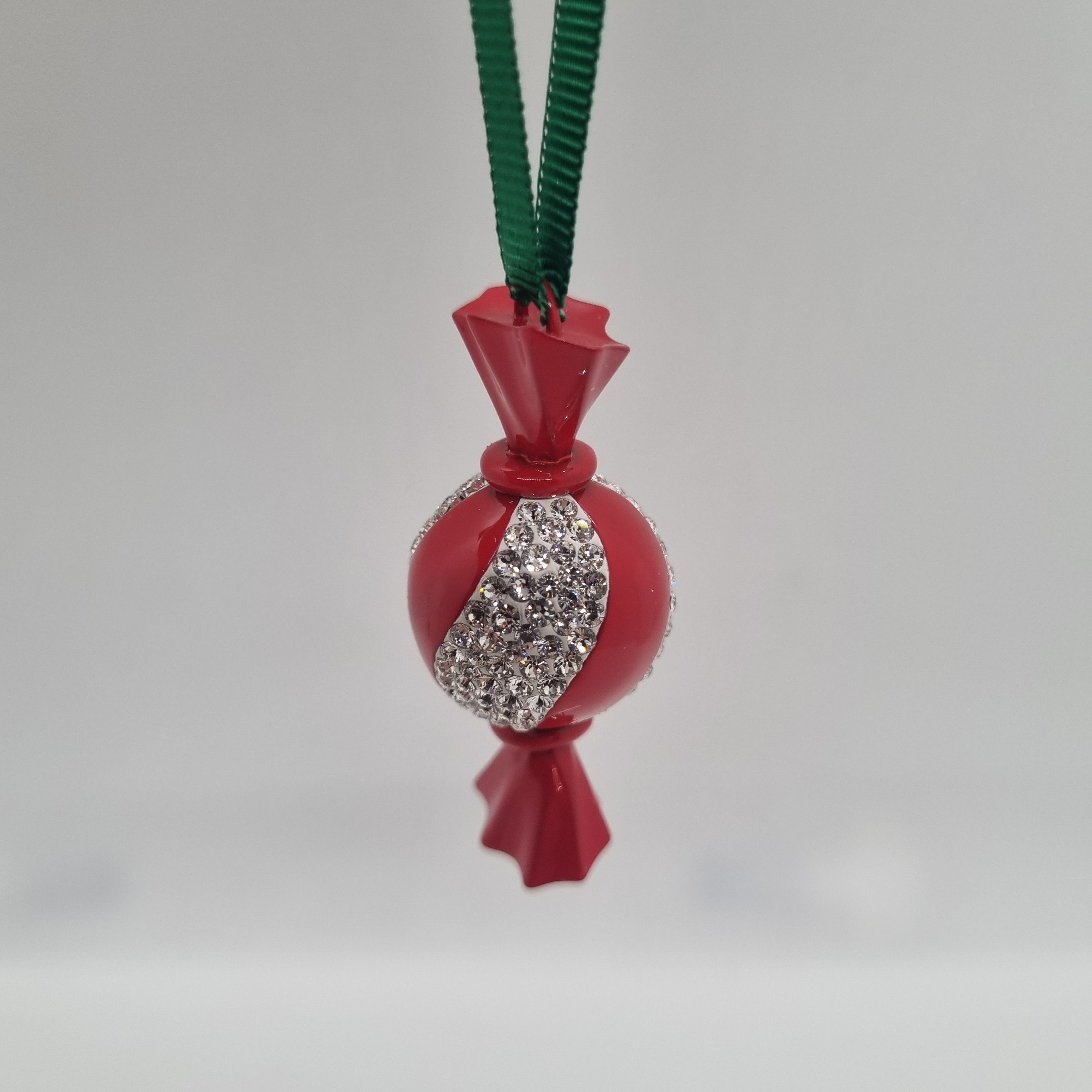 SWAROVSKI Holiday Cheers Dulcis Bonbon Ornament 5655439