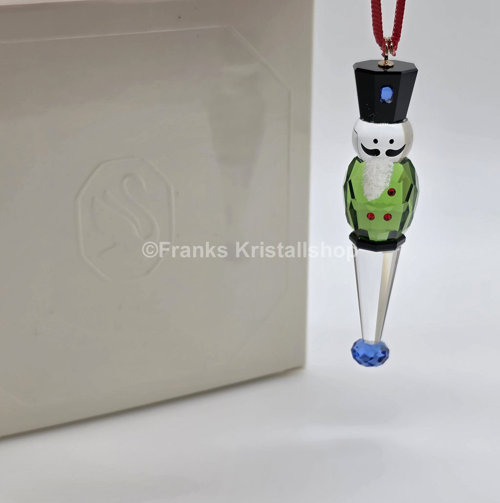 SWAROVSKI Holiday Cheers Nussknacker Ornament Grün 5742716