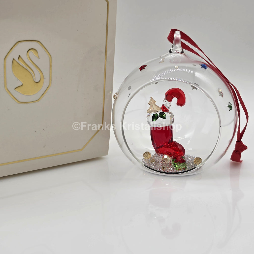SWAROVSKI Holiday Cheers Weihnachtskugel Nikolausstiefel und Bonbon 5735700