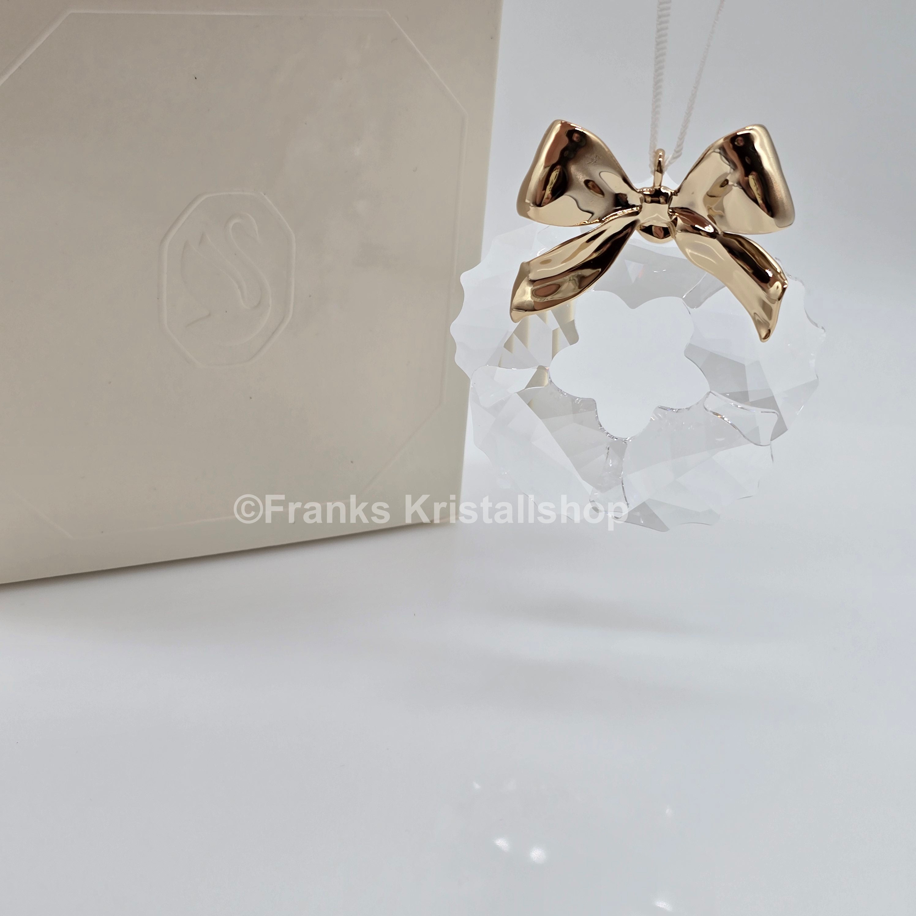 SWAROVSKI Holiday Magic Kranz Ornament 5702436
