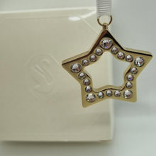 Lade das Bild in den Galerie-Viewer, SWAROVSKI Holiday Magic Stern Ornament 2023 Klein 5655936
