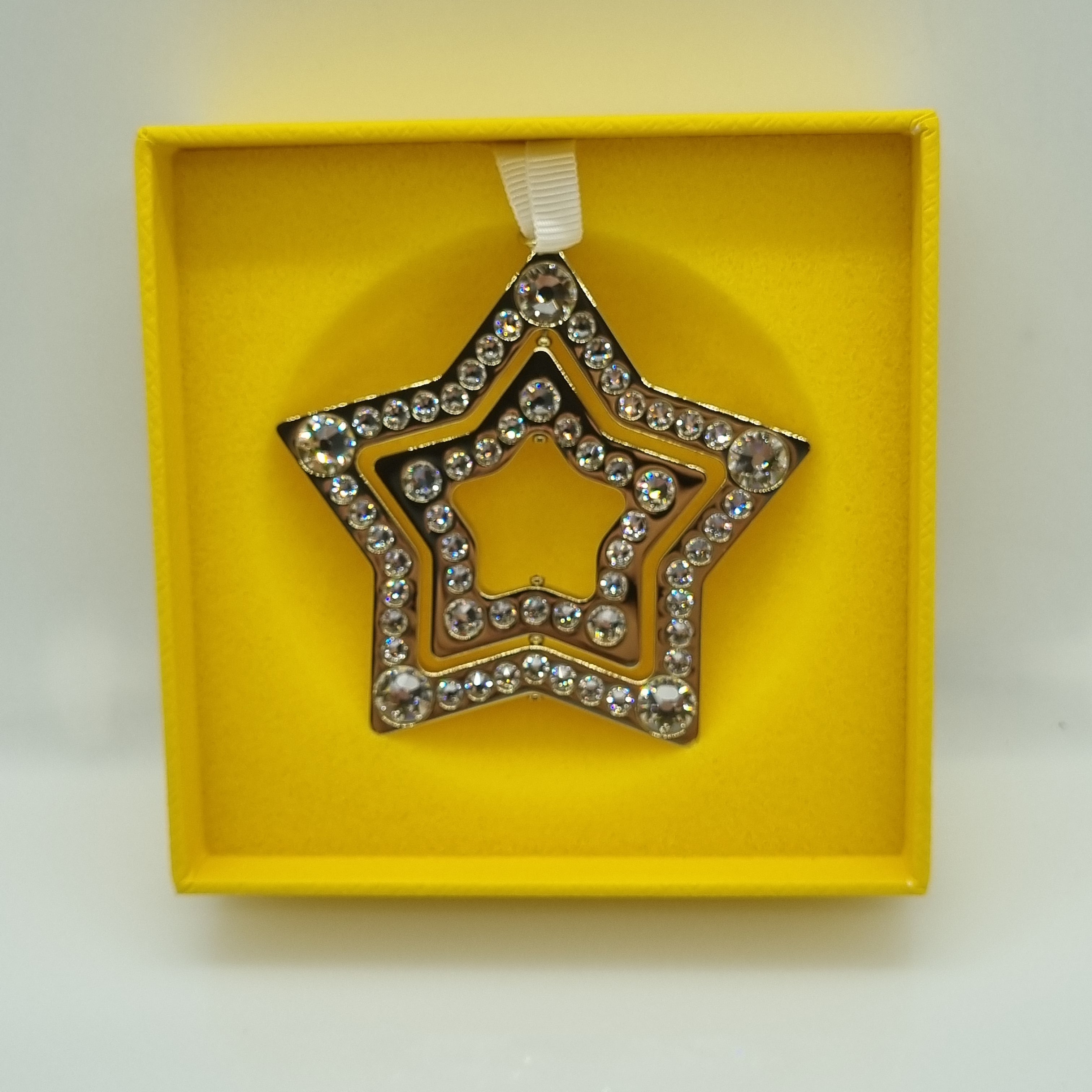SWAROVSKI Holiday Magic Stern Ornament 2023 Mittel 5655937