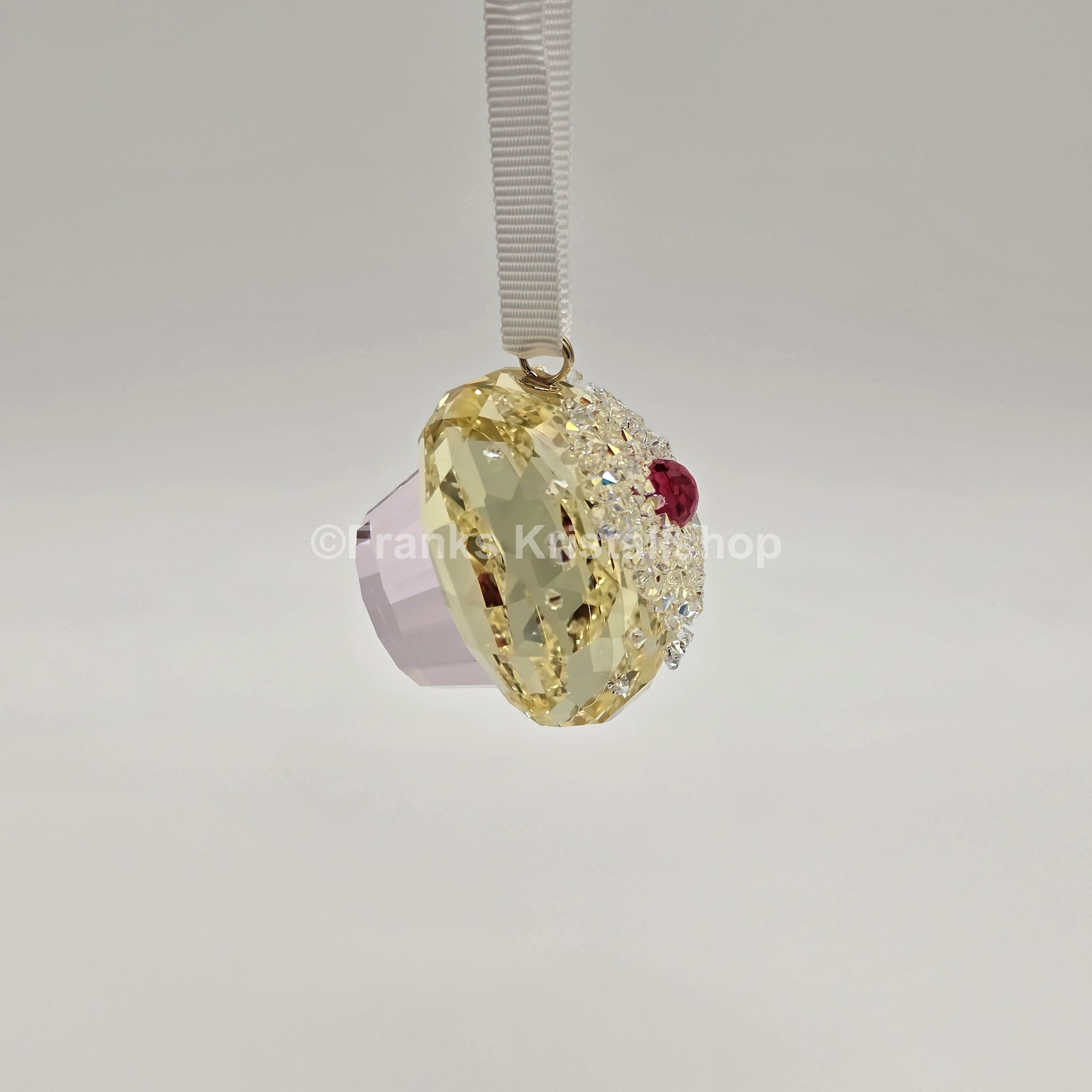 SWAROVSKI Holiday Cheers Dulcis Cupcake Ornament 5742103