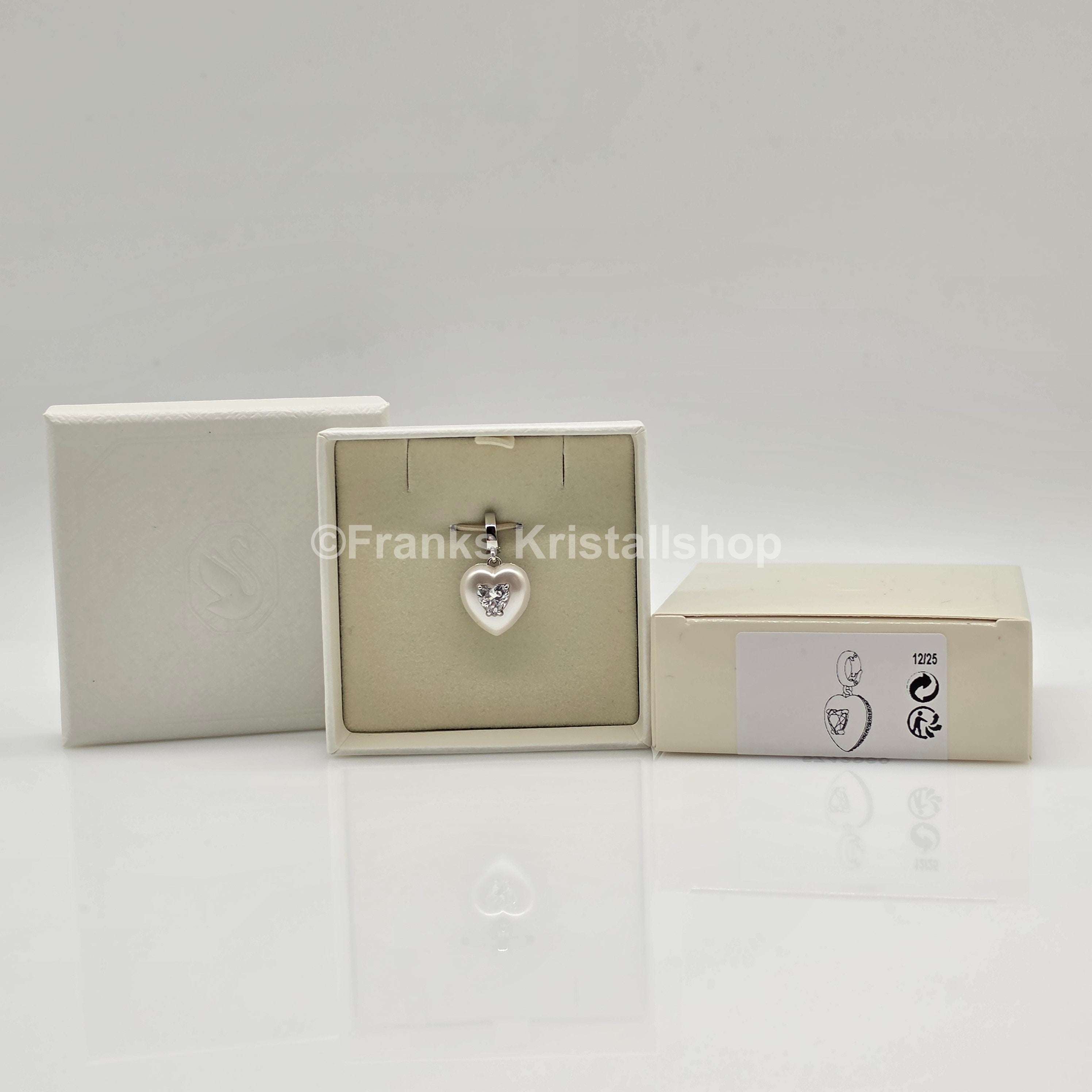 SWAROVSKI Idyllia Charm Herz, Perlfarbene Beschichtung Rhodiniert 5742960