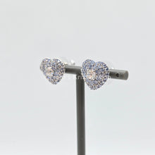 Lade das Bild in den Galerie-Viewer, SWAROVSKI Idyllia Herz Ohrstecker, Blau, Rhodiniert 5683576
