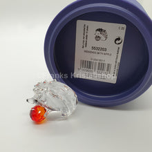 Lade das Bild in den Galerie-Viewer, SWAROVSKI Igel mit Apfel 5532203
