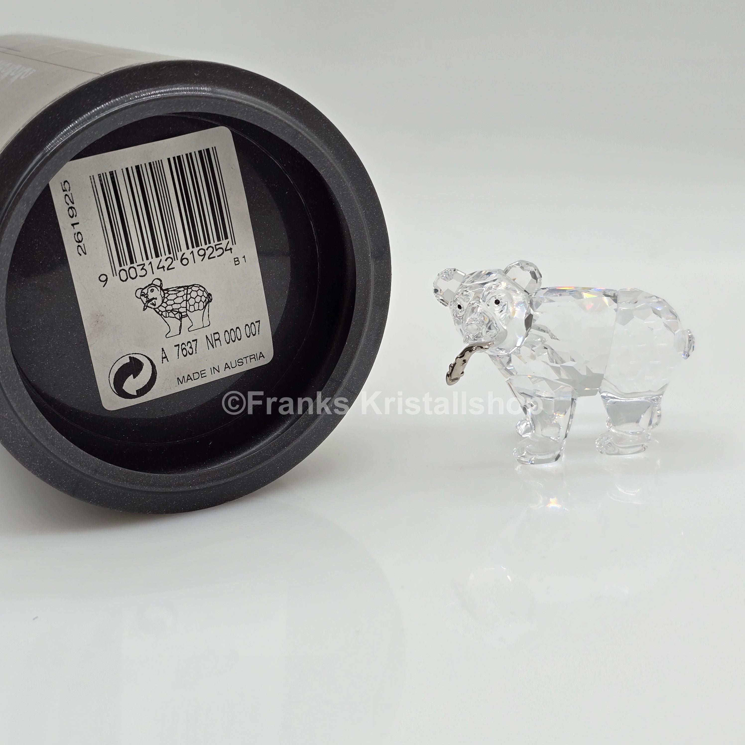 SWAROVSKI Junger Grizzly Bär mit Fisch 261925