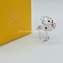 Lade das Bild in den Galerie-Viewer, SWAROVSKI Kris Bär Ein Kuss voller Liebe 5720455
