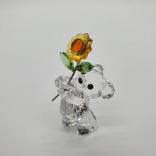 Lade das Bild in den Galerie-Viewer, SWAROVSKI Kris Bär Eine Sonnenblume für Dich Version 1 842934
