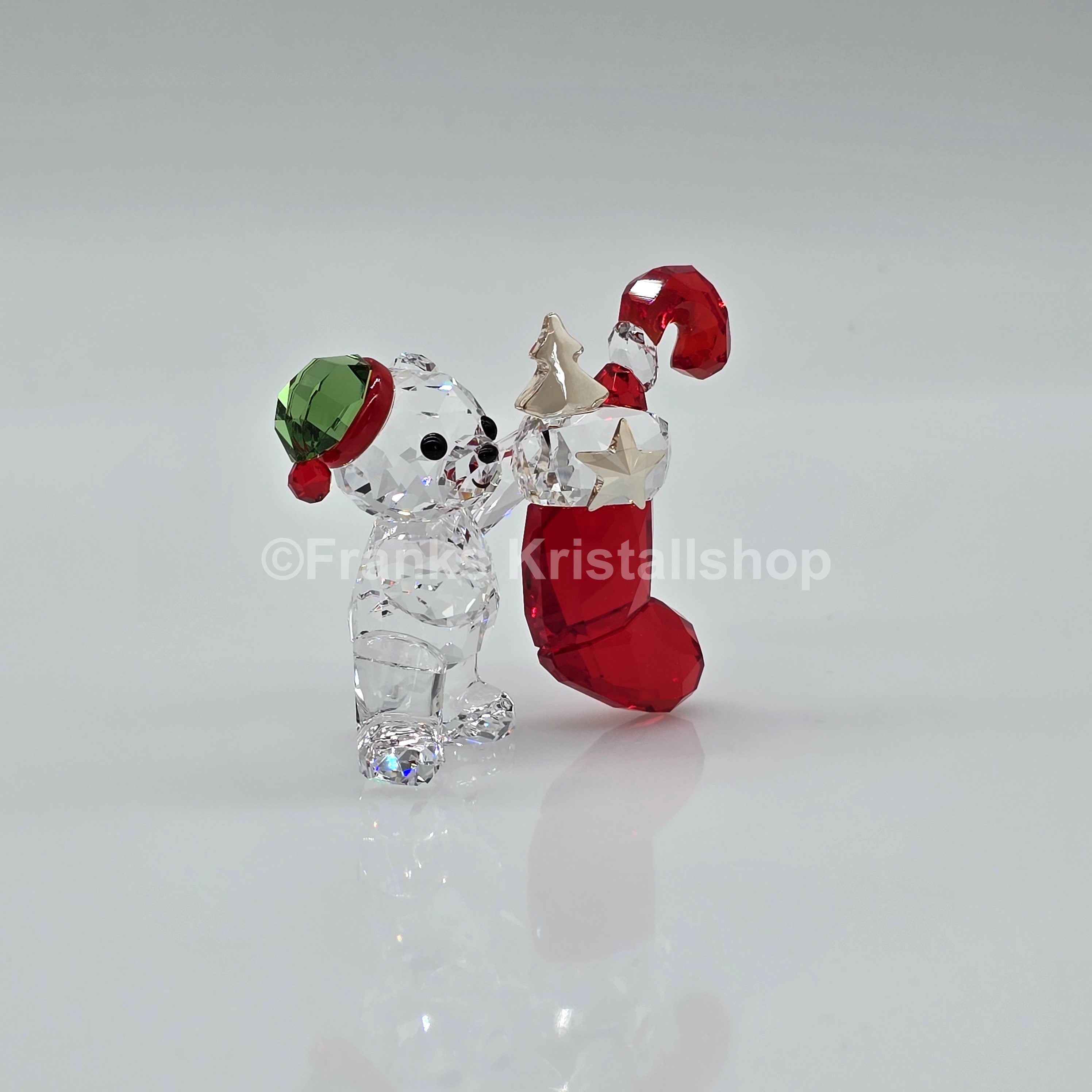 SWAROVSKI Kris Bär mit Weihnachtsstrumpf 5717258
