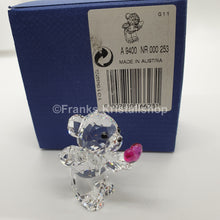 Lade das Bild in den Galerie-Viewer, SWAROVSKI Kris Bär Kusshand 1016623
