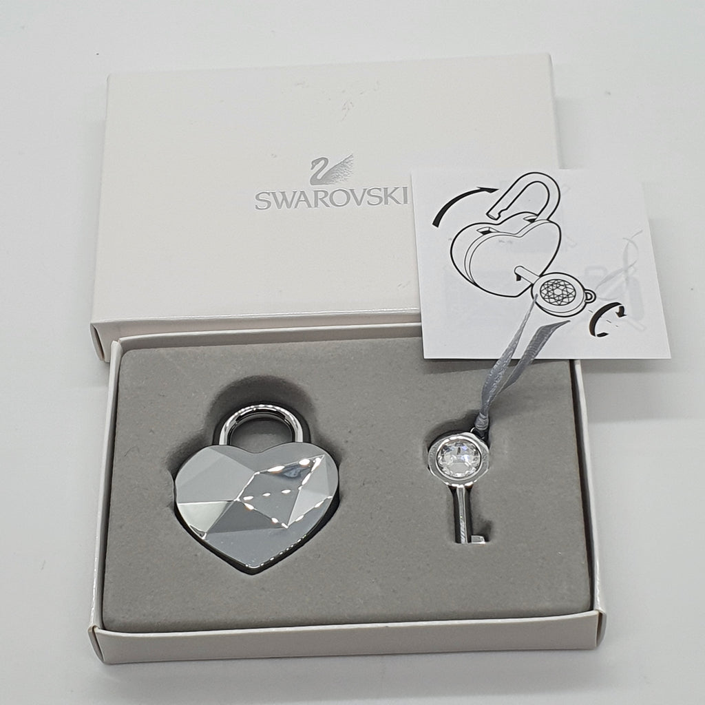 SWAROVSKI Herz Schloss mit Schlüssel Liebesschloss 5234567