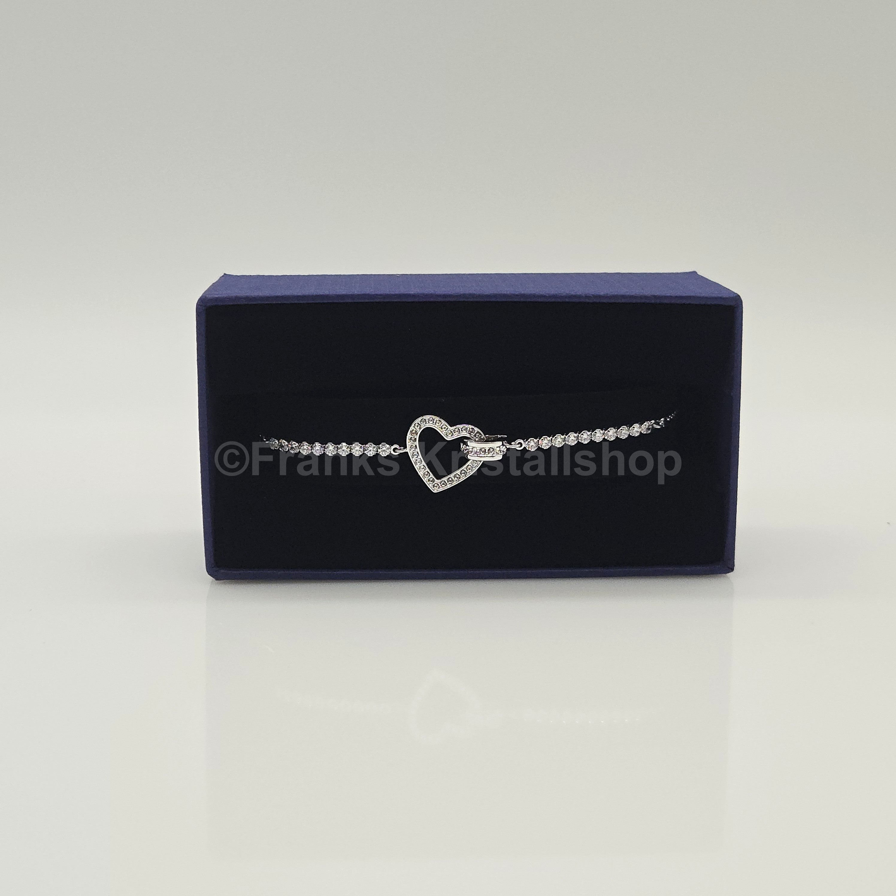 SWAROVSKI Lovely Herz Armband, Weiß, Rhodiniert 5636447