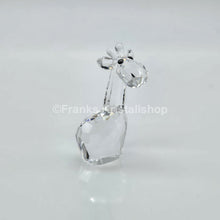 Lade das Bild in den Galerie-Viewer, SWAROVSKI Lovlots - Giraffe Chitchat 887724
