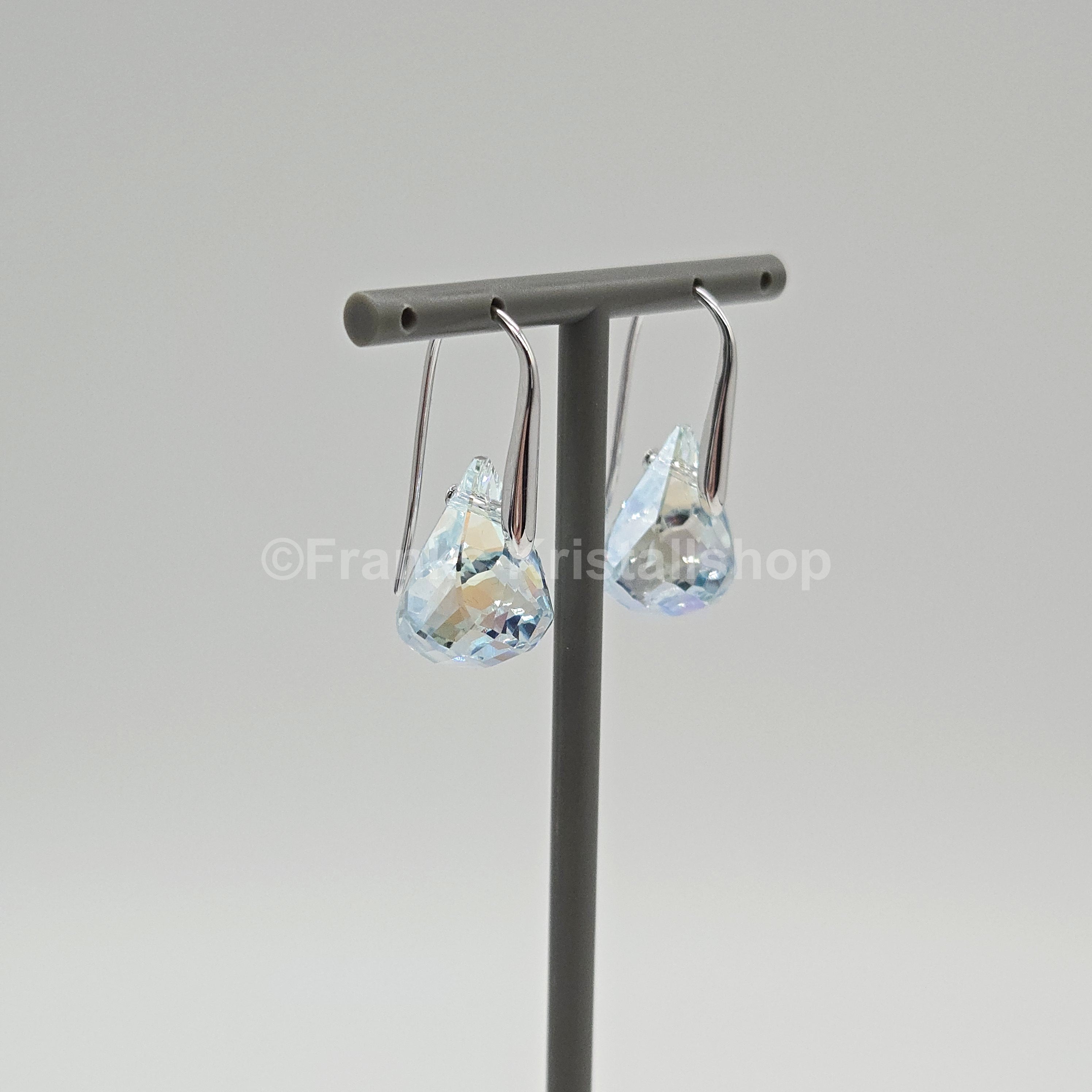 Swarovski Lunar Drop-Ohrhänger Blau, Rhodiniert 5717560