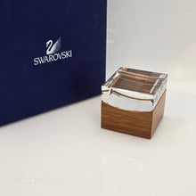 Lade das Bild in den Galerie-Viewer, SWAROVSKI Magic Box Zauberbox Harri Koskinen 681179
