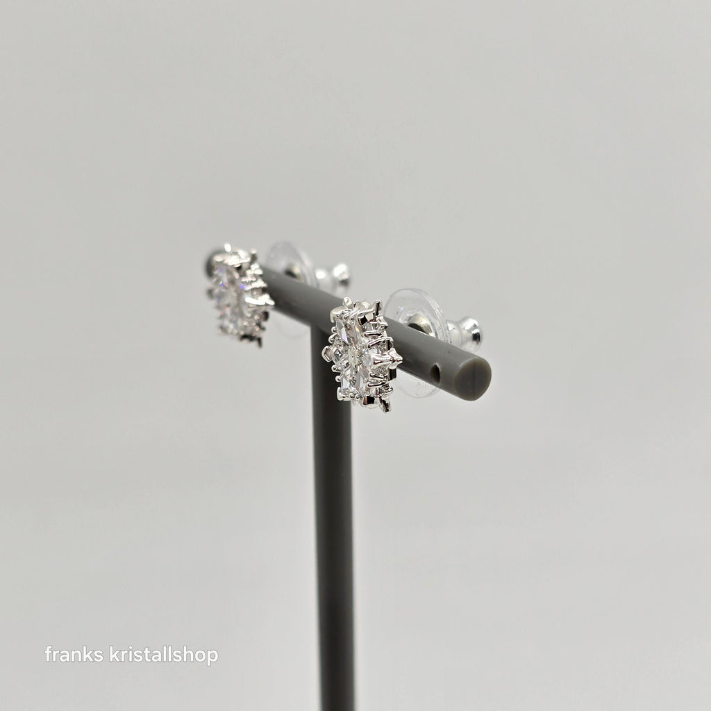 SWAROVSKI Magic Ohrstecker Schneeflocke, Weiß, Rhodiniert 5627347