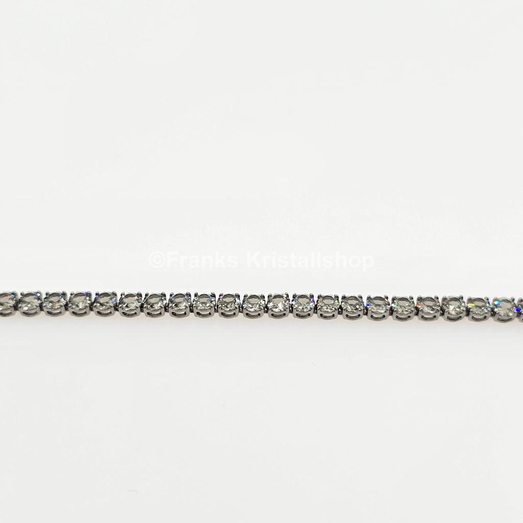 SWAROVSKI Matrix Tennis Armband Größe M Grau, Rhodiniert 5514655