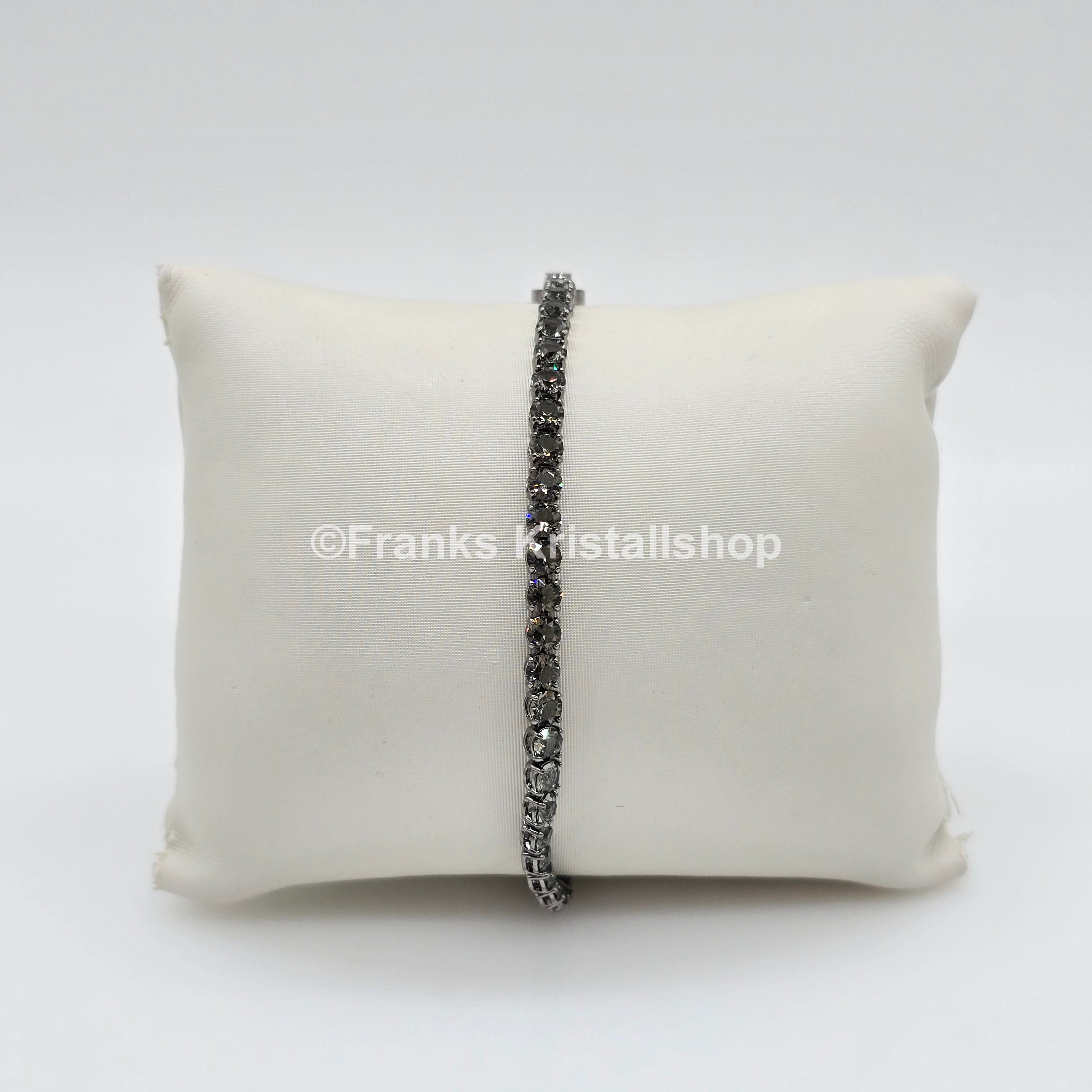 SWAROVSKI Matrix Tennis Armband Größe M Grau, Rhodiniert 5514655