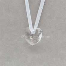 Lade das Bild in den Galerie-Viewer, SWAROVSKI Memories Herz Klar My Heart Clear Ornament 904169
