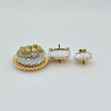 Lade das Bild in den Galerie-Viewer, SWAROVSKI Memories Hochzeitstorte 235249
