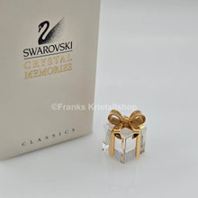 Lade das Bild in den Galerie-Viewer, SWAROVSKI Memories Präsent Geschenk Gold 191603
