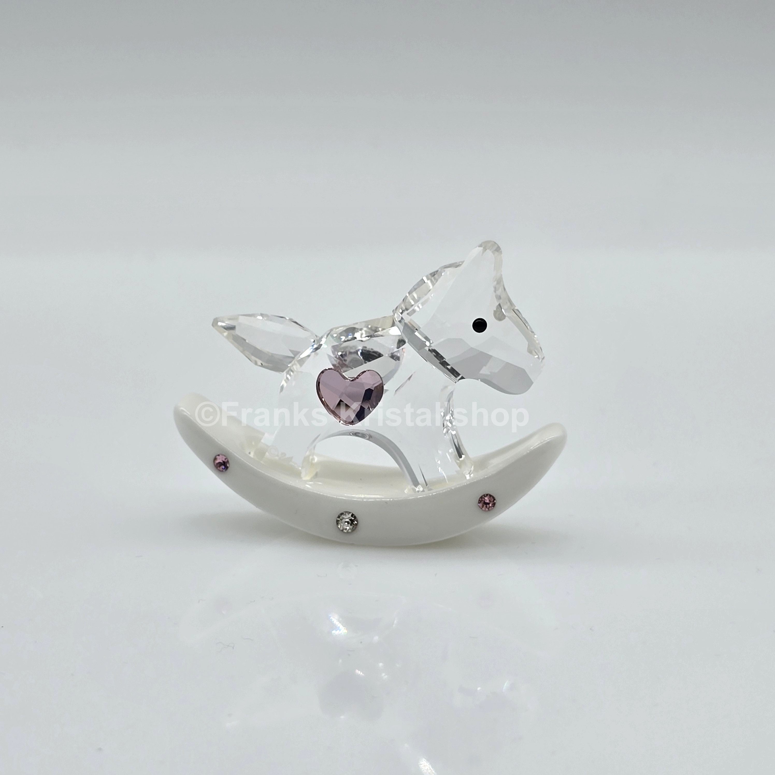 SWAROVSKI Memories Schaukelpferd Ein Mädchen Rosa 5136924