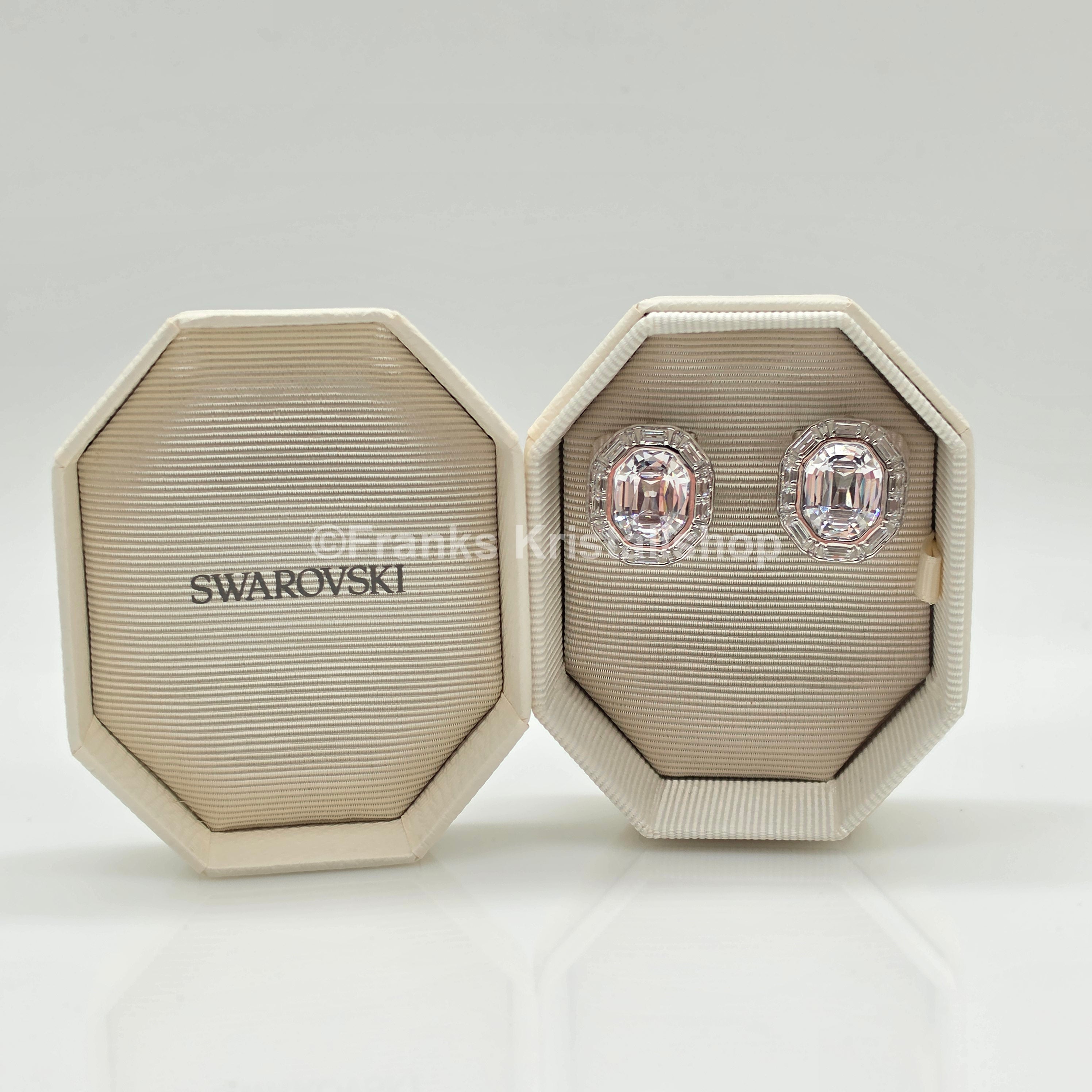 SWAROVSKI Mesmera Ohrclips Clip Ohrringe Weiß, Rhodiniert 5669913