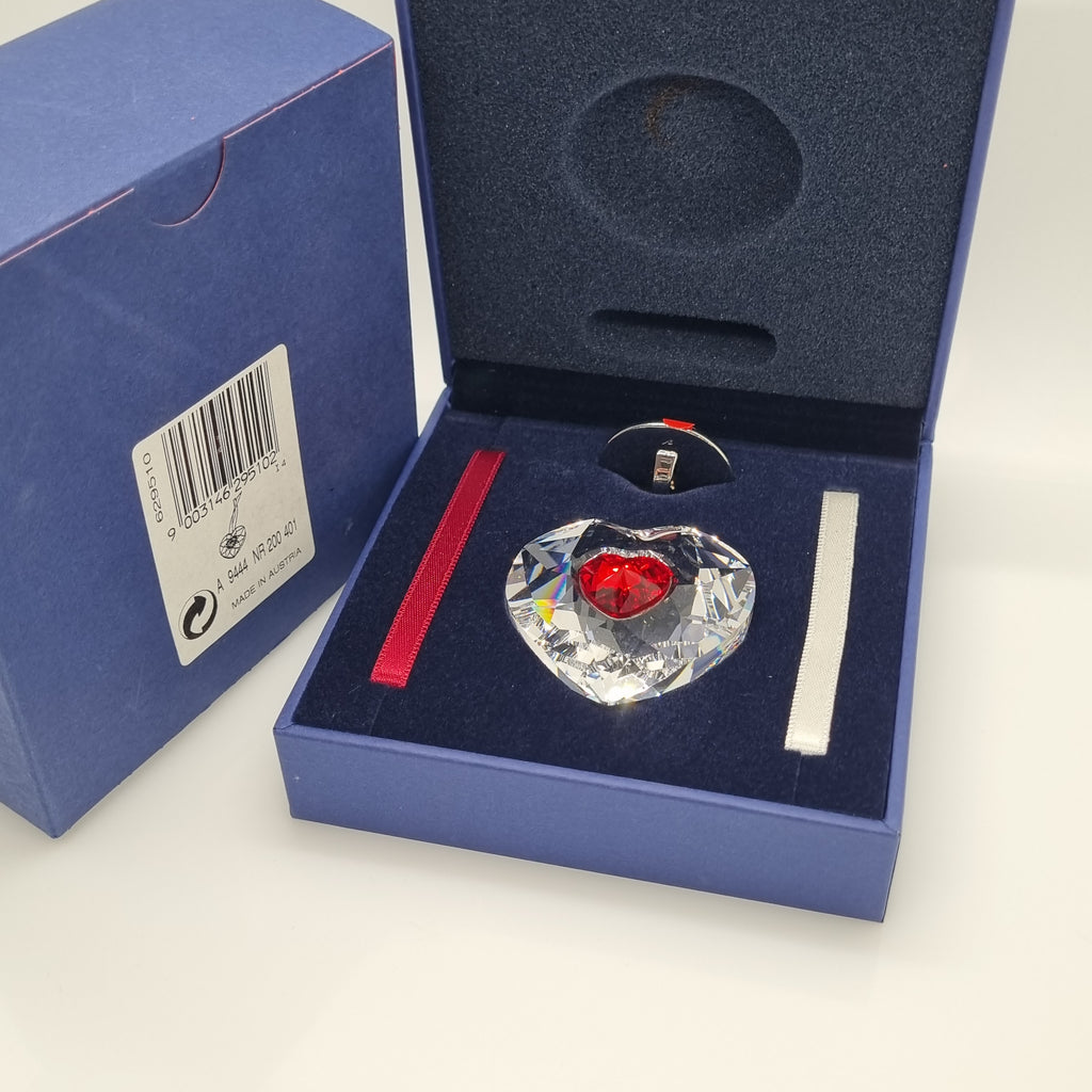 SWAROVSKI Herz Jahresherz 2004 Ornament 629510