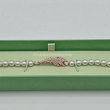 Lade das Bild in den Galerie-Viewer, SWAROVSKI Nice Feder Armband Perlen Größe L Roségoldlegierung 5663481
