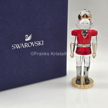 Lade das Bild in den Galerie-Viewer, SWAROVSKI Nussknacker 5060260 AV
