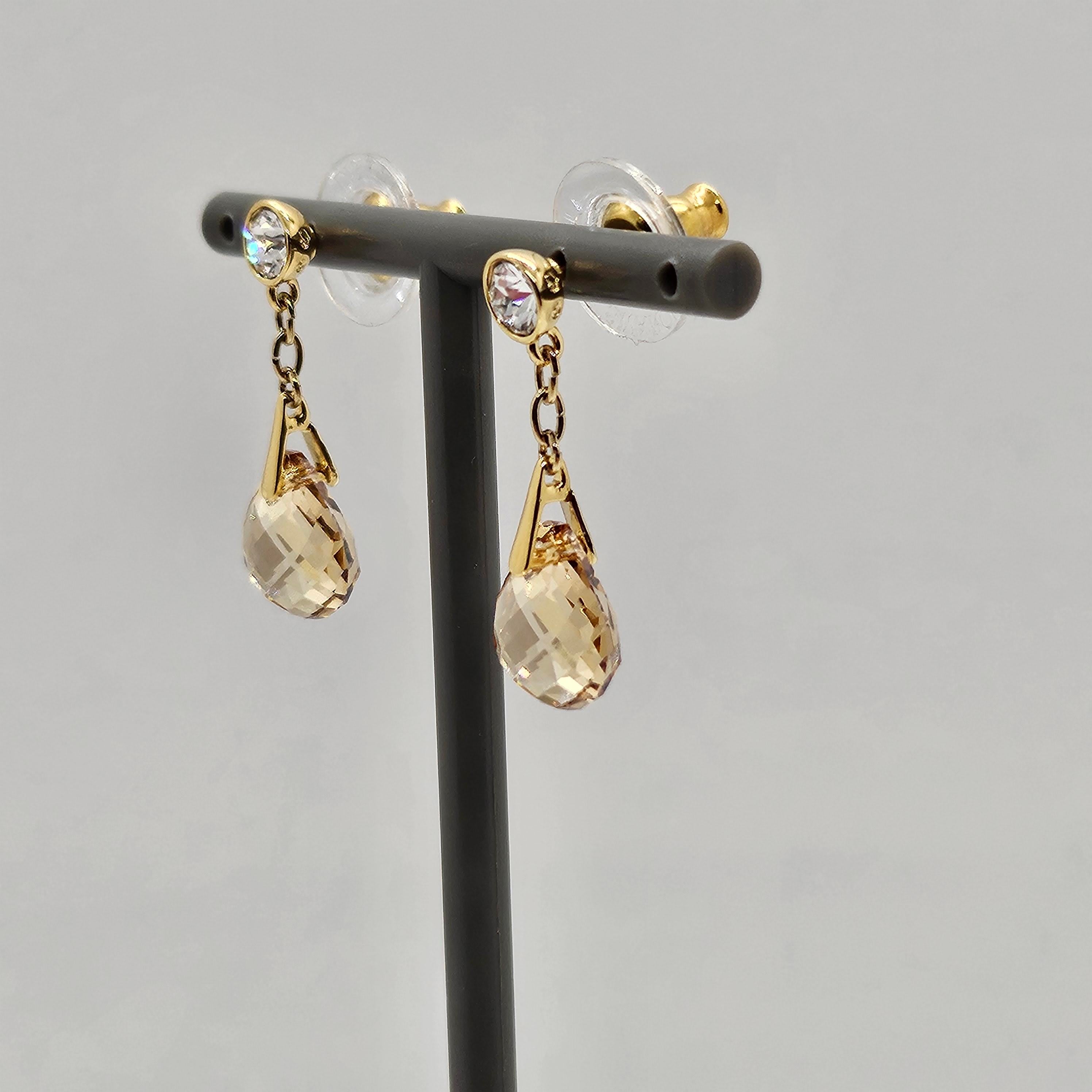 SWAROVSKI Tessa Drop-Ohrhänger Goldfarben Goldlegierungsschicht 5677549